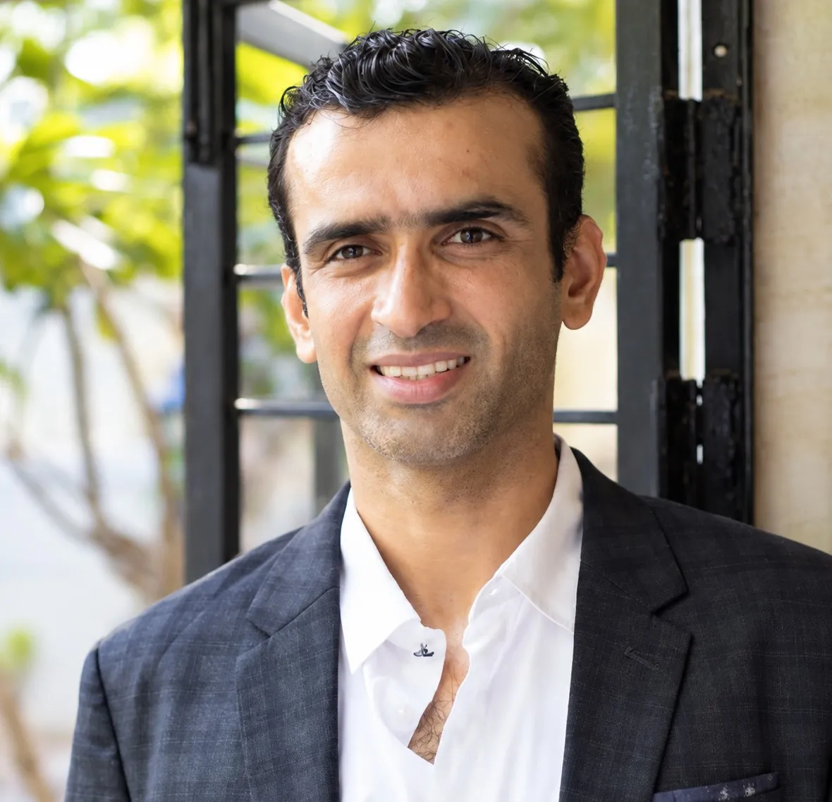 Mr. Nikhil Kapur